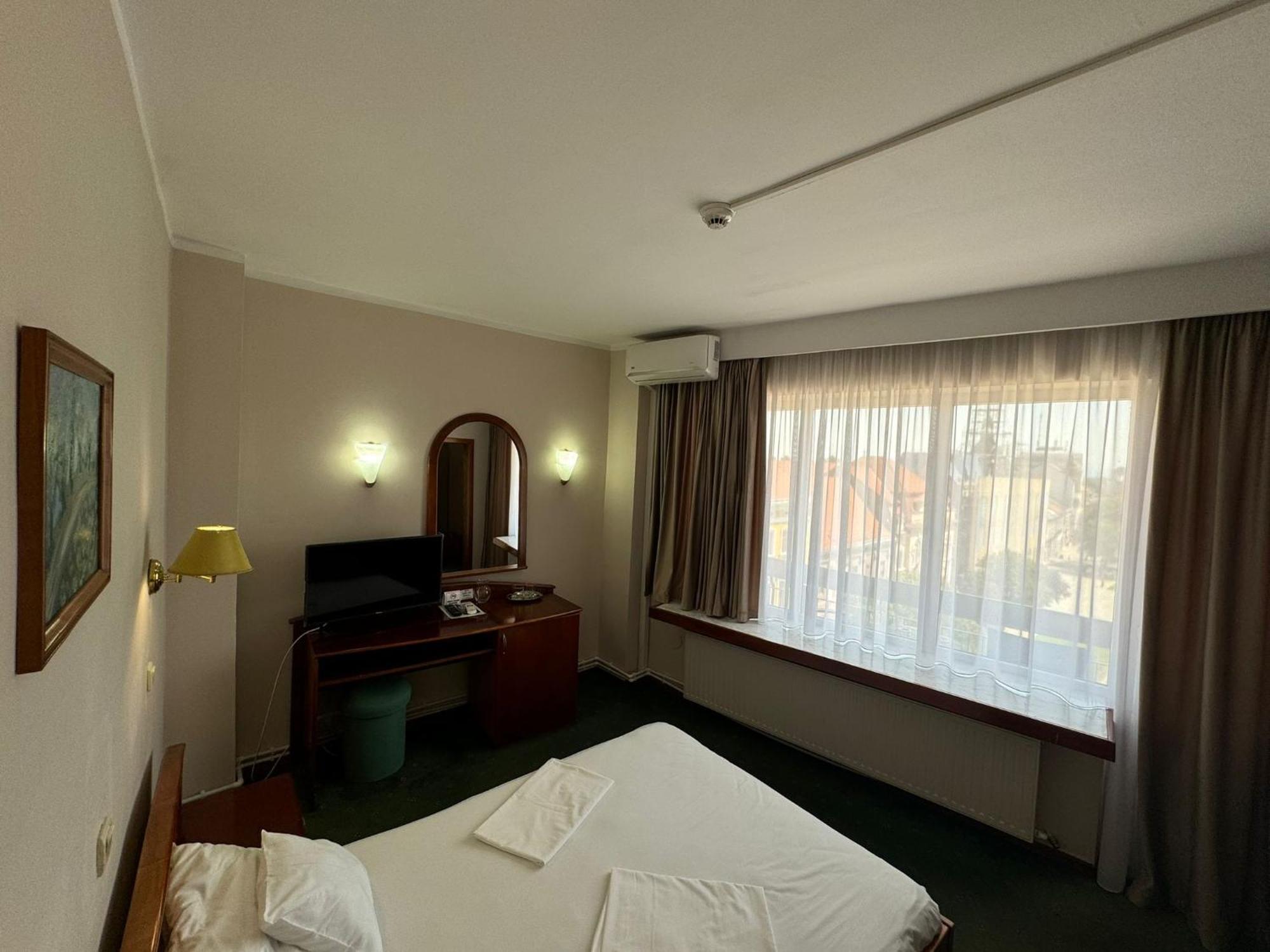 Hotel Aurora Máréfalva Kültér fotó